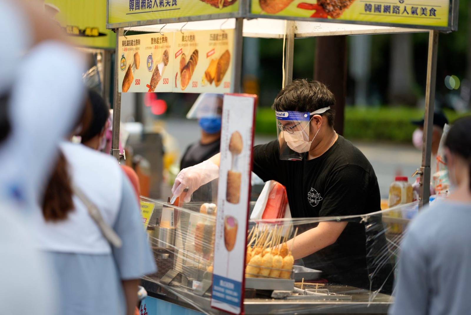 Omicron微解封話題正夯　專家：客製化防疫才是國際趨勢