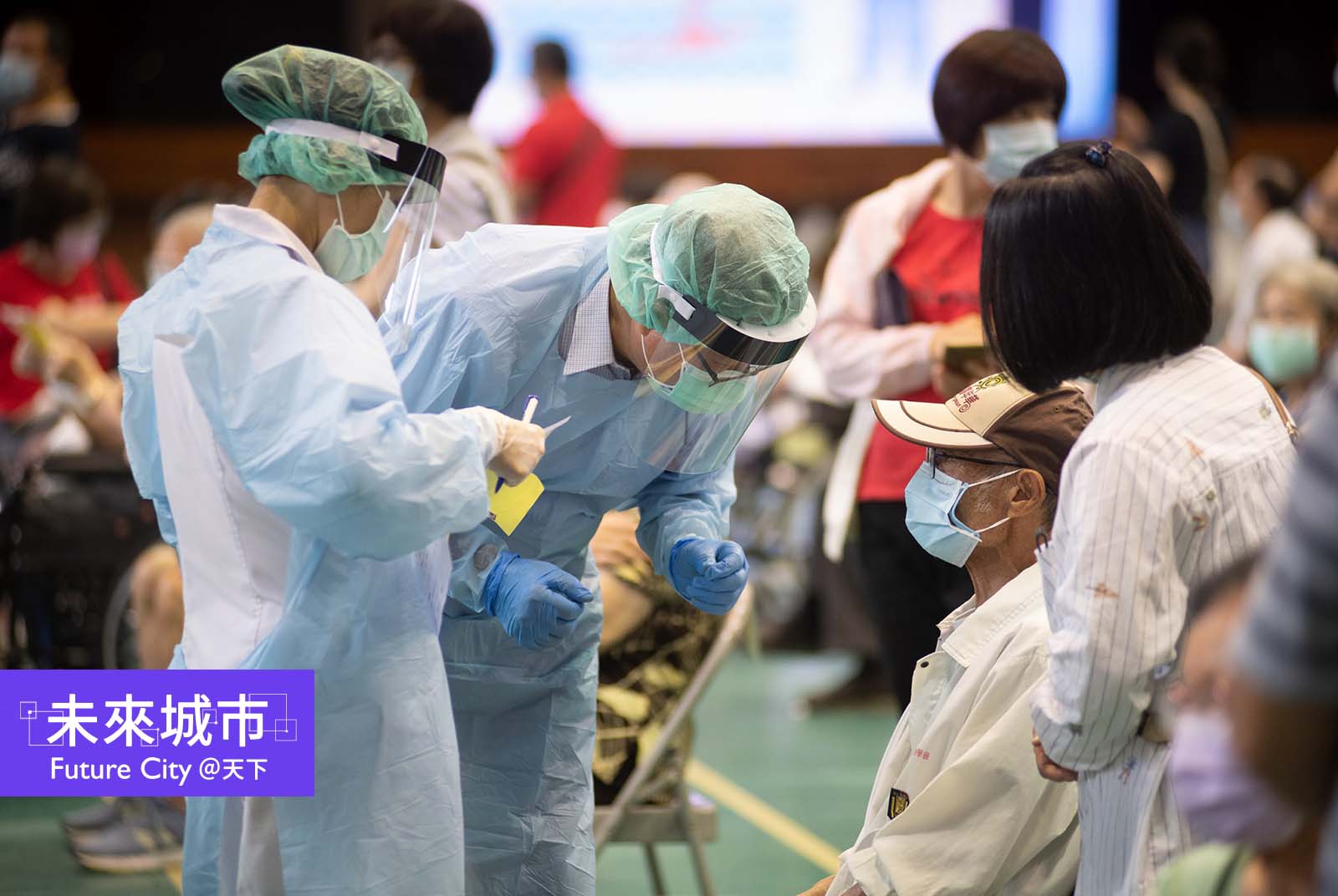 如何降低新冠死亡率？從辨識4種老人非典症狀與提高快篩準度做起
