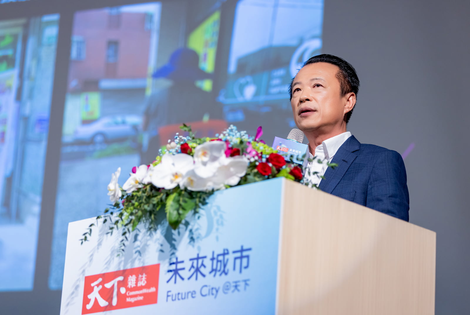 請運動教練精準指導、擴大社區照顧力！翁章梁為長輩打造共好共融的高齡友善城市