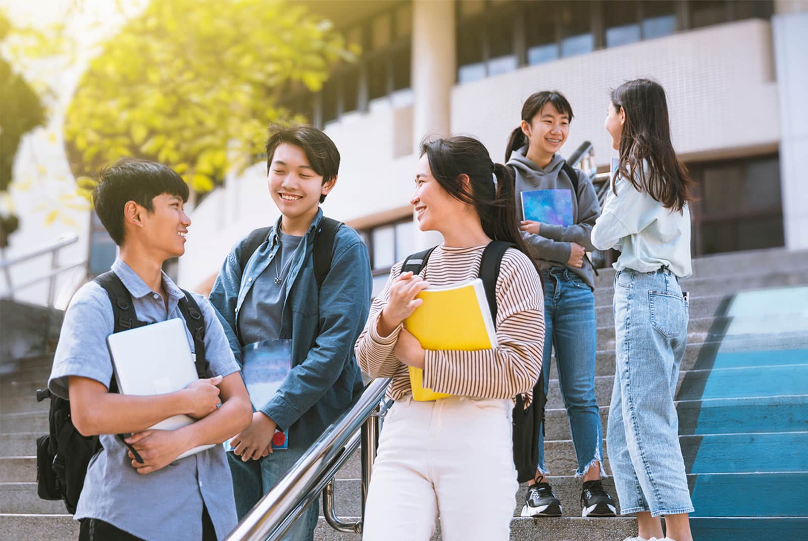 【臺中關懷】察覺到守護—陪伴青少年健康成長  臺中市政府衛生局與您一同走向心道路