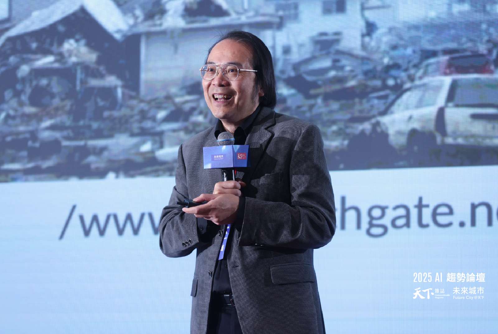 AI帶來製造業新變革！簡立峰：台積電智慧管理，可突破缺工問題