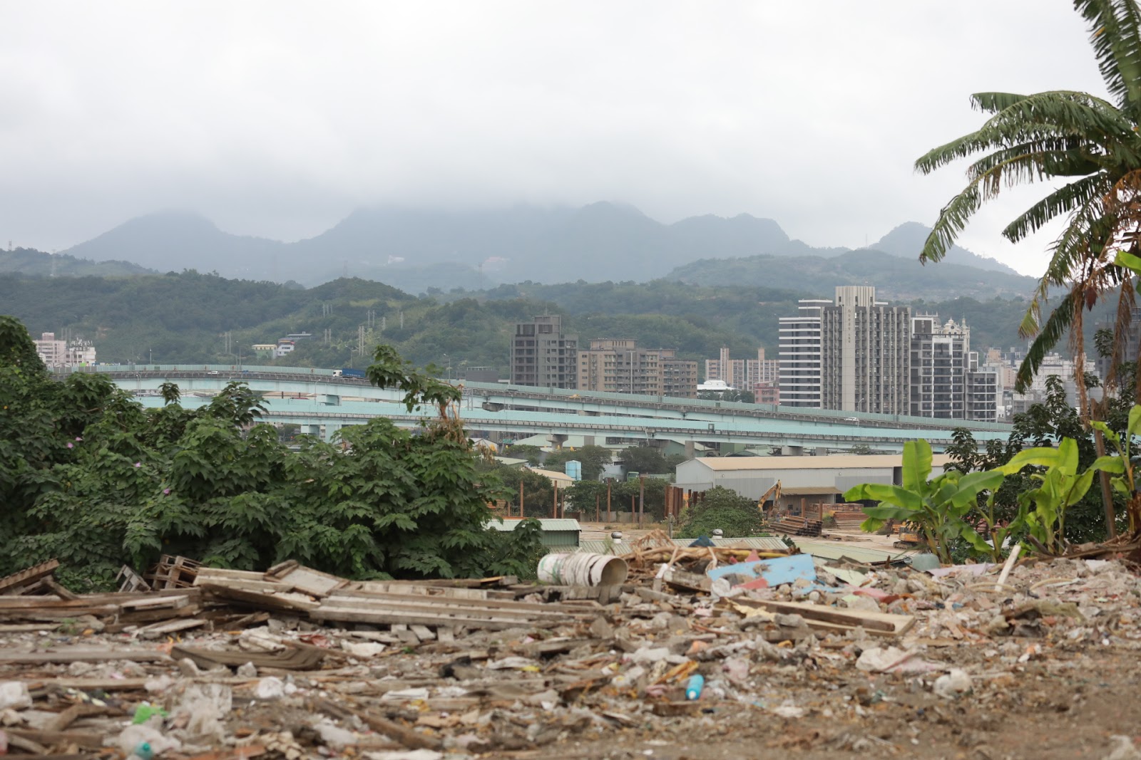 新北市五股垃圾山。圖片來源：新北市政府