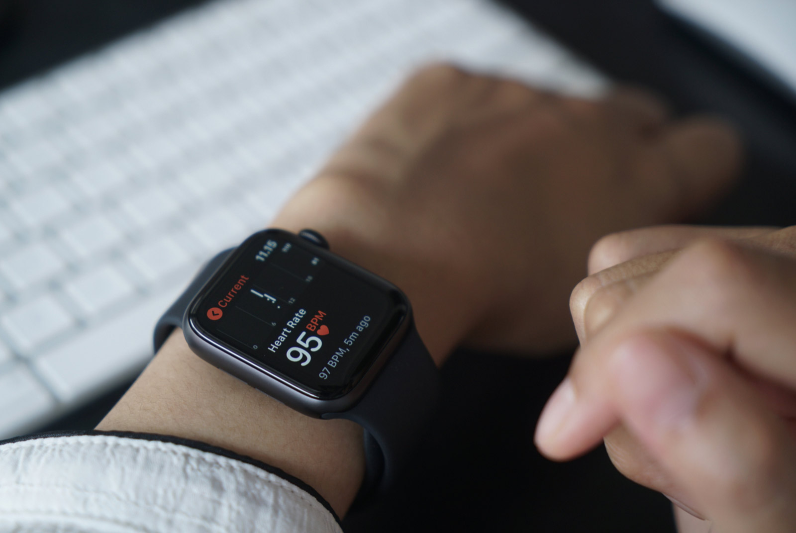 研究指出，蘋果的智慧手錶Apple Watch能預測使用者是否感染新冠肺炎。