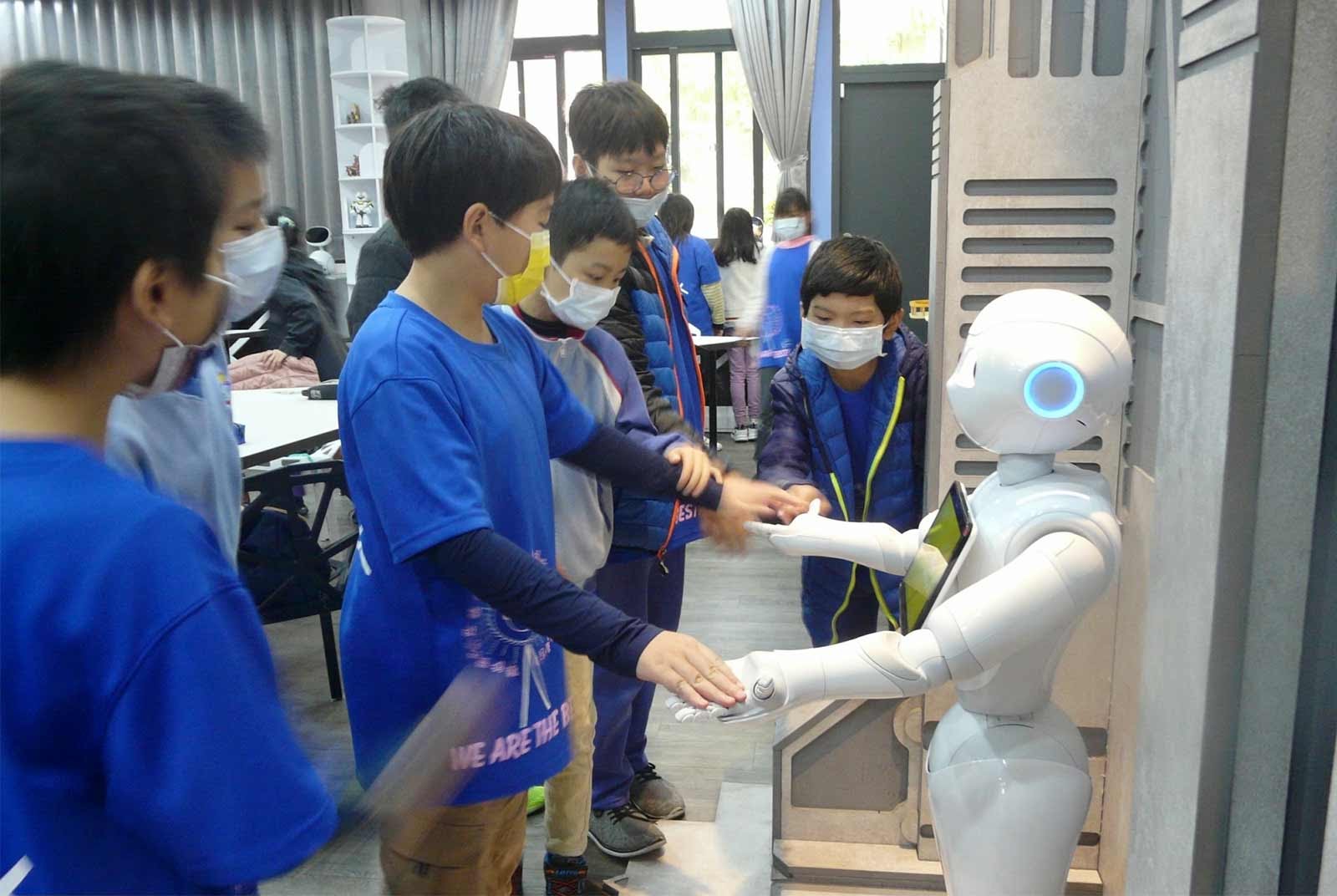 遠距教學-數位落差-職涯探索-108課綱-AI-人工智慧-智慧教育