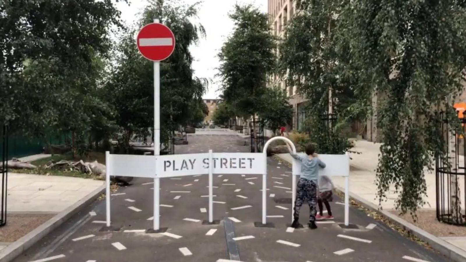 英國-遊戲街道-特公盟-兒童重返街道遊戲-兒童遊戲權-人本交通-兒本交通-行人地獄-城市規劃-政策-城市游擊