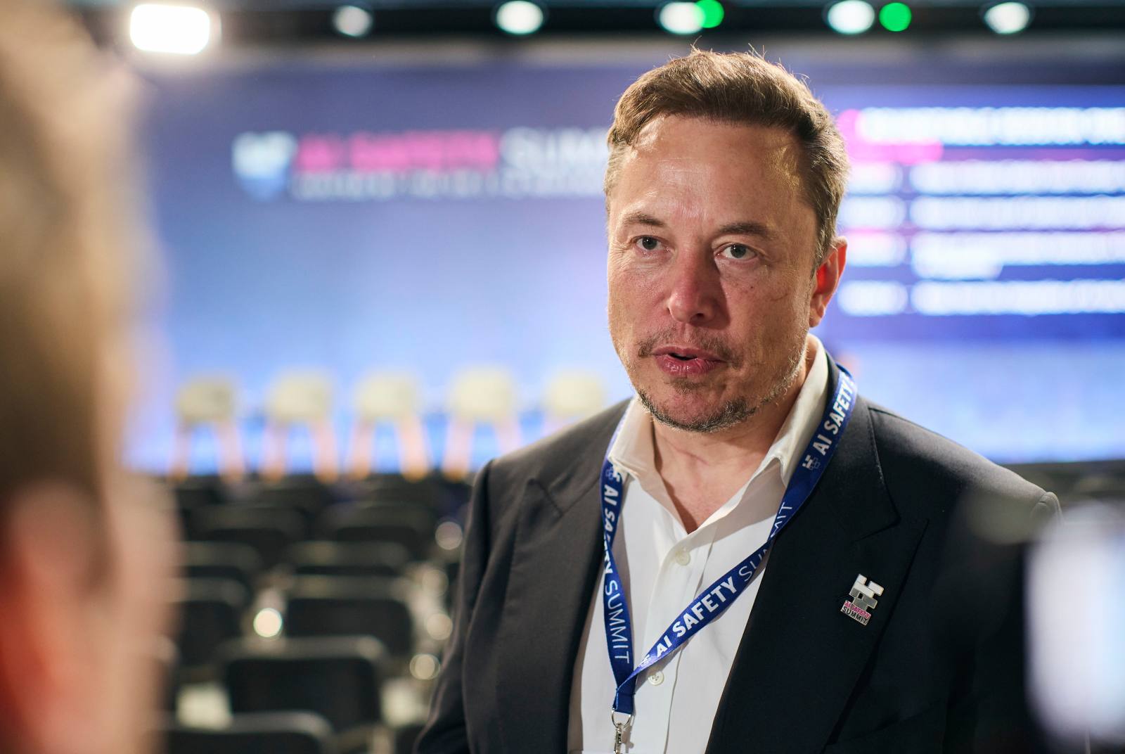 馬斯克-Elon Musk-腦機介面-AI晶片-Neuralink-人機共生-AI-AI應用