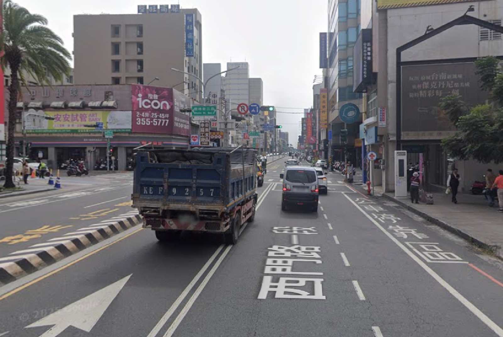 交通-台灣-違規臨停-車禍-視線死角-道路安全-貨車-交通安全-行人地獄-林清詠-交通事故-交通法規