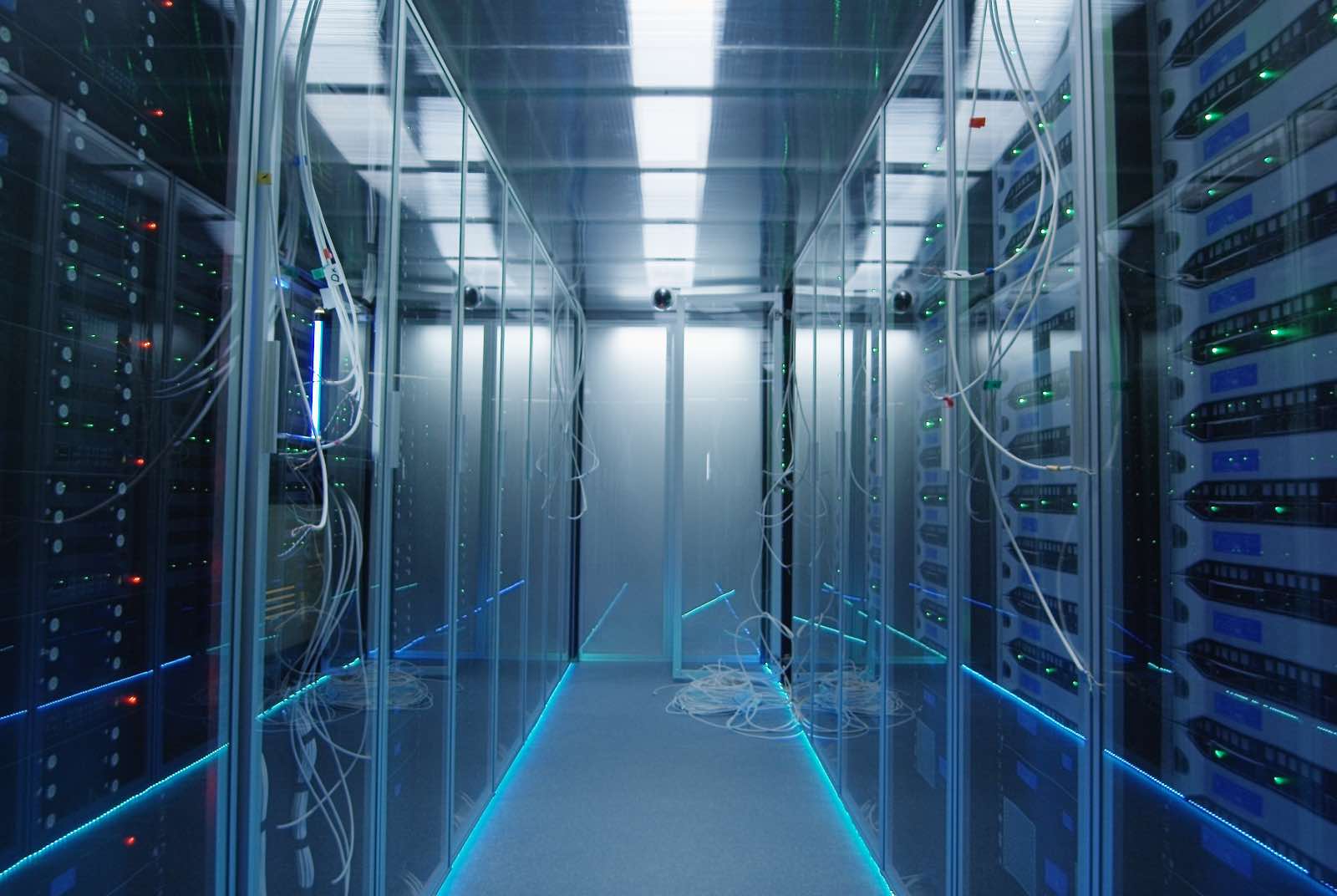 AI-基礎建設-資料中心-電價結構-資料中心-算力需求-煤電比例-清潔能源-電網投資-電力冗餘