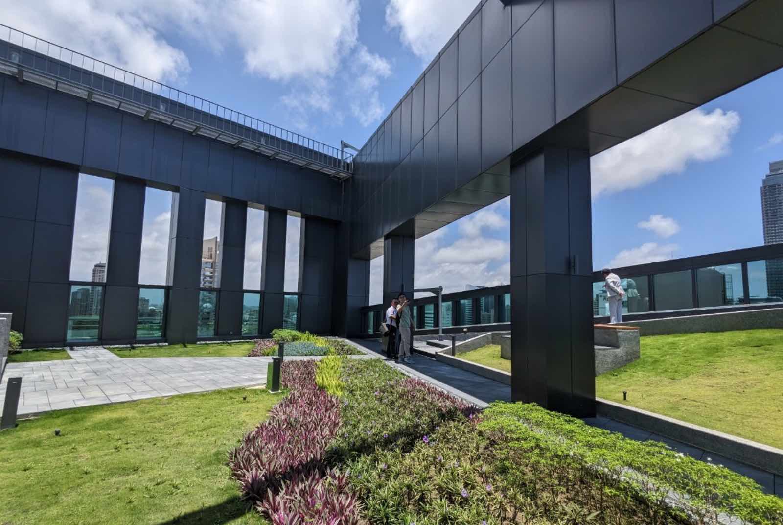 玉山銀行-高雄-玉山銀行高雄旗艦大樓-建築設計-JJP潘冀聯合建築師-屋頂-露台