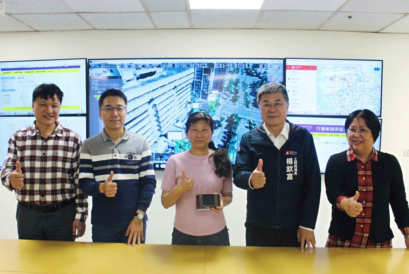 高雄市政府工務局-2026智慧城市創新應用獎-行道樹傾倒風險監測預警服務