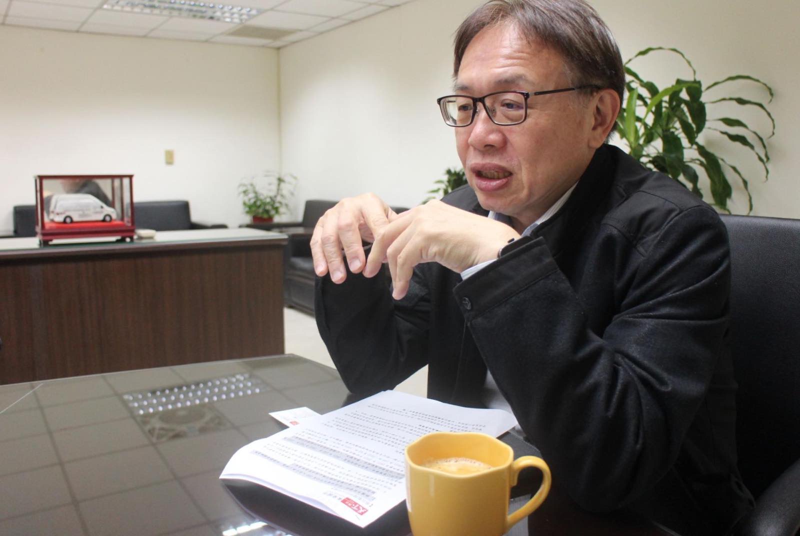 公車安全-科技執法-違停取締-公車站牌-班距調整-交通安全-駕駛訓練-評鑑制度-疲勞駕駛