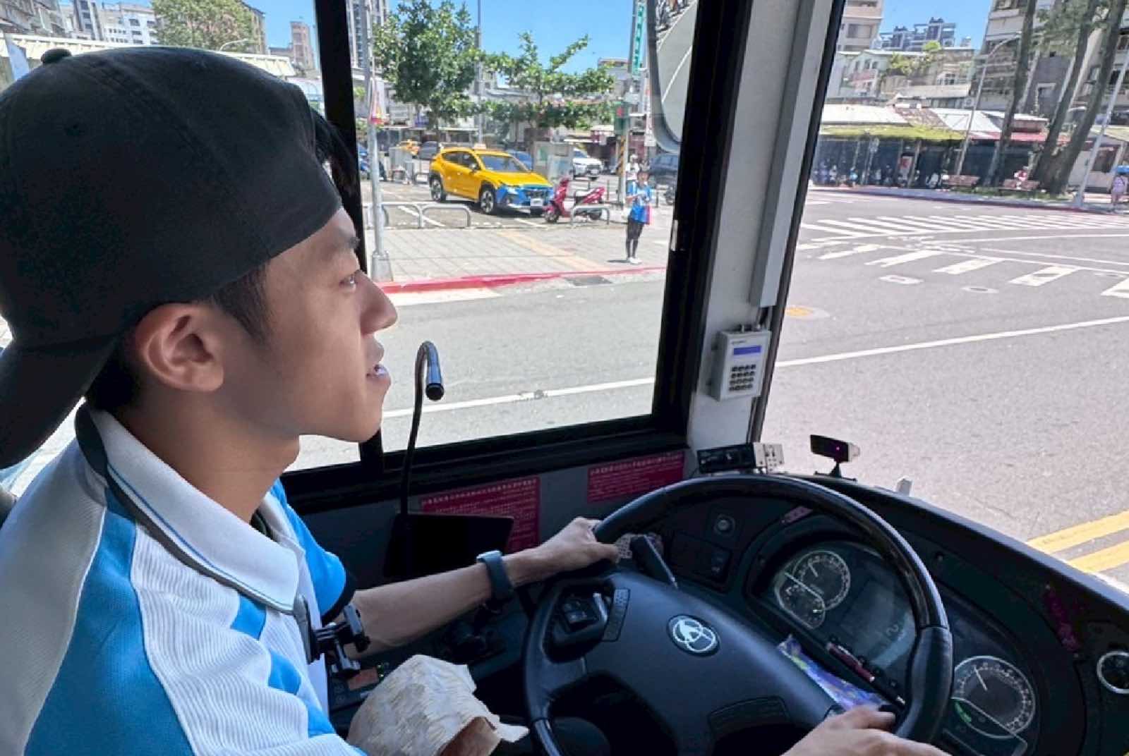 陽明交通大學運輸與物流管理研究所-鄭義穎-公車駕駛-公車-交通事故-過勞